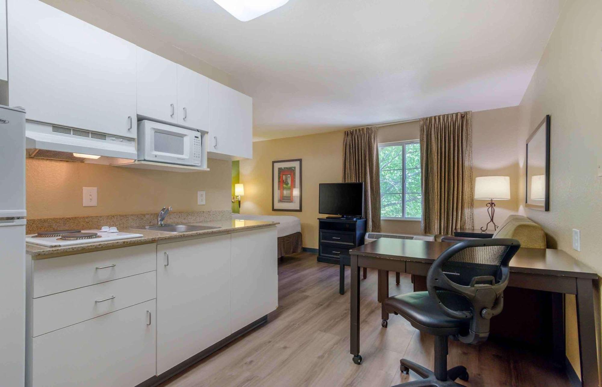 Extended Stay America Select Suites - Atlanta - Perimeter - Peachtree Dunwoody Ngoại thất bức ảnh