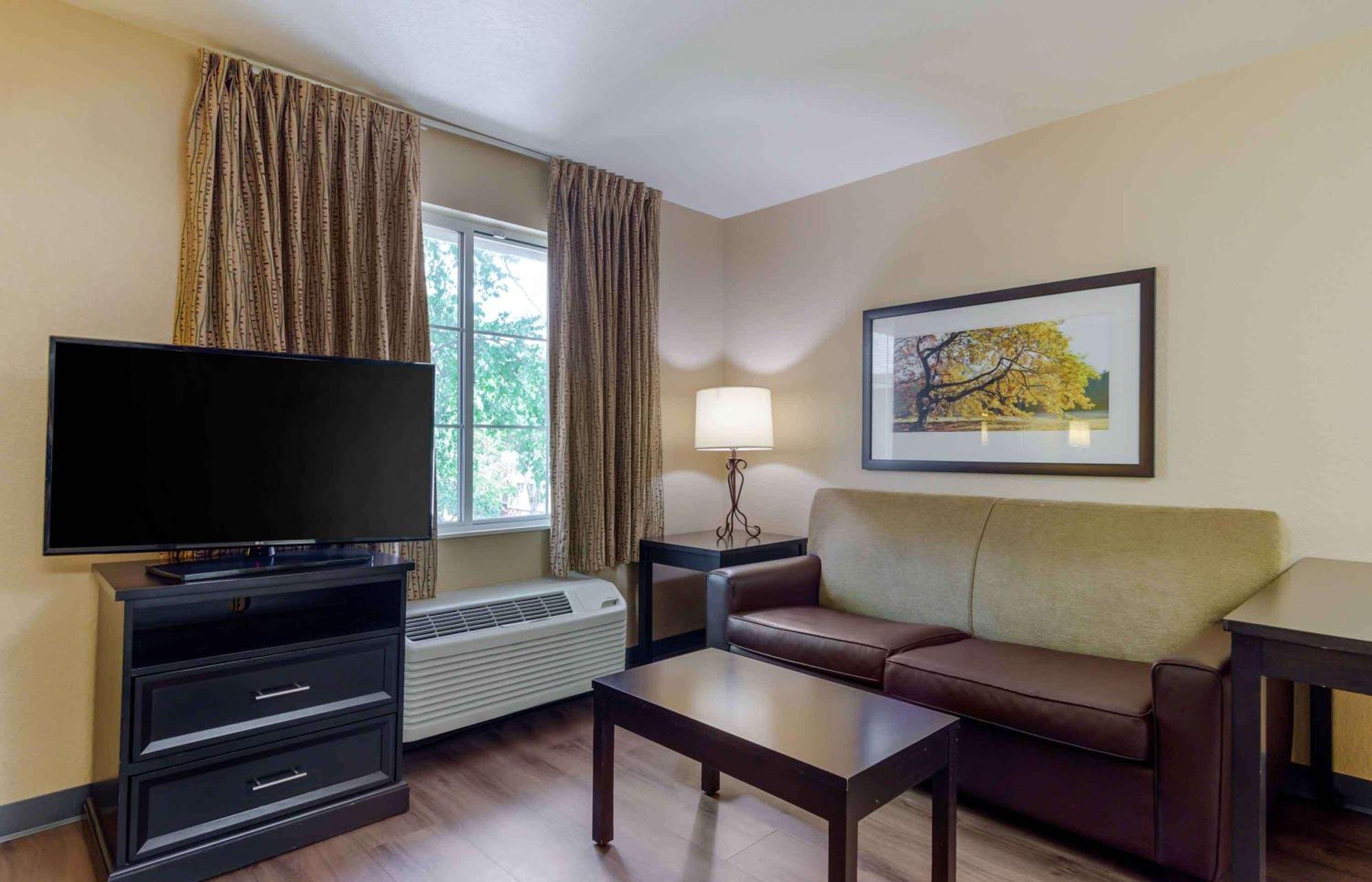 Extended Stay America Select Suites - Atlanta - Perimeter - Peachtree Dunwoody Ngoại thất bức ảnh